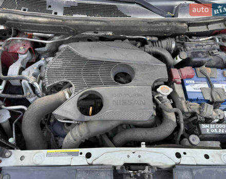 Красный Ниссан Жук, объемом двигателя 1.62 л и пробегом 133 тыс. км за 13000 $, фото 21 на Automoto.ua