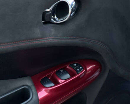 Червоний Ніссан Жук, об'ємом двигуна 1.6 л та пробігом 95 тис. км за 13300 $, фото 8 на Automoto.ua