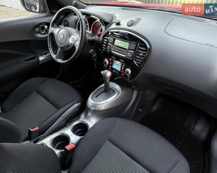 Красный Ниссан Жук, объемом двигателя 1.6 л и пробегом 48 тыс. км за 12800 $, фото 28 на Automoto.ua