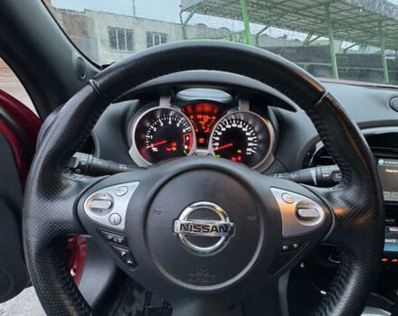 Красный Ниссан Жук, объемом двигателя 1.6 л и пробегом 58 тыс. км за 13000 $, фото 6 на Automoto.ua