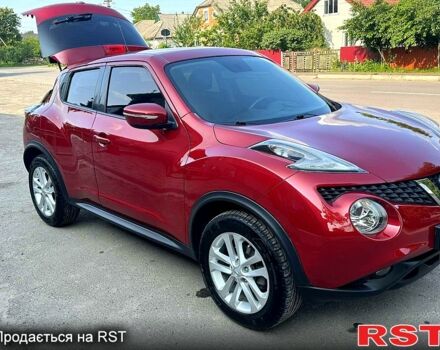Красный Ниссан Жук, объемом двигателя 1.6 л и пробегом 85 тыс. км за 12500 $, фото 12 на Automoto.ua