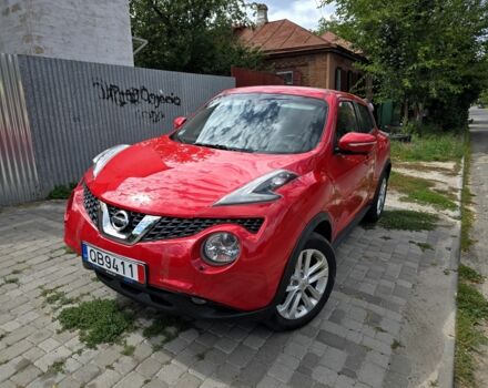 Червоний Ніссан Жук, об'ємом двигуна 1.6 л та пробігом 130 тис. км за 10500 $, фото 2 на Automoto.ua