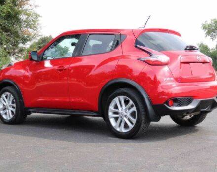 Красный Ниссан Жук, объемом двигателя 1.6 л и пробегом 72 тыс. км за 8000 $, фото 7 на Automoto.ua