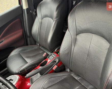 Красный Ниссан Жук, объемом двигателя 1.62 л и пробегом 80 тыс. км за 12680 $, фото 18 на Automoto.ua