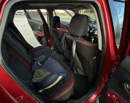 Красный Ниссан Жук, объемом двигателя 1.62 л и пробегом 87 тыс. км за 14500 $, фото 11 на Automoto.ua