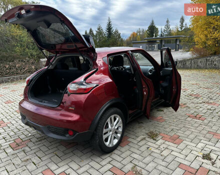 Красный Ниссан Жук, объемом двигателя 1.6 л и пробегом 163 тыс. км за 11500 $, фото 17 на Automoto.ua