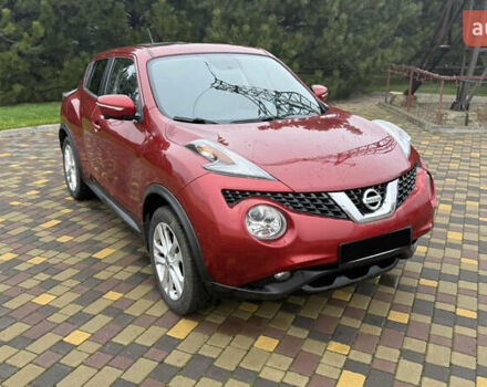 Красный Ниссан Жук, объемом двигателя 1.62 л и пробегом 80 тыс. км за 12680 $, фото 2 на Automoto.ua