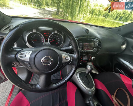 Красный Ниссан Жук, объемом двигателя 1.62 л и пробегом 76 тыс. км за 13333 $, фото 6 на Automoto.ua