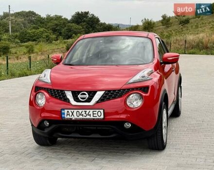 Червоний Ніссан Жук, об'ємом двигуна 1.6 л та пробігом 45 тис. км за 14500 $, фото 2 на Automoto.ua