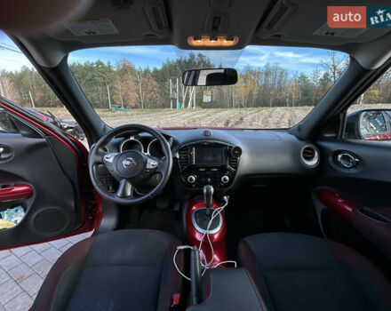 Красный Ниссан Жук, объемом двигателя 1.62 л и пробегом 87 тыс. км за 14500 $, фото 13 на Automoto.ua