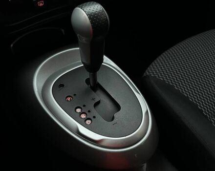 Красный Ниссан Жук, объемом двигателя 1.6 л и пробегом 118 тыс. км за 11900 $, фото 15 на Automoto.ua