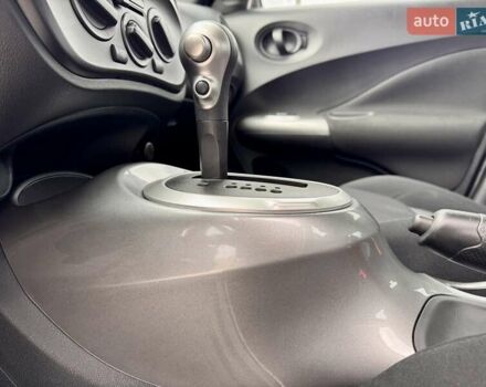 Червоний Ніссан Жук, об'ємом двигуна 1.6 л та пробігом 45 тис. км за 14500 $, фото 30 на Automoto.ua