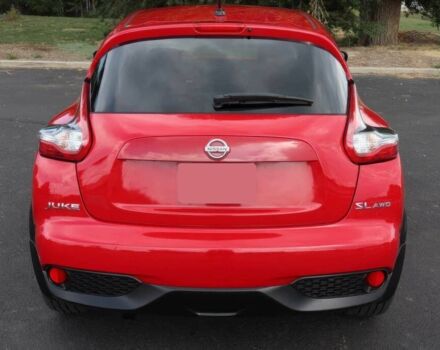 Красный Ниссан Жук, объемом двигателя 1.6 л и пробегом 72 тыс. км за 3500 $, фото 6 на Automoto.ua