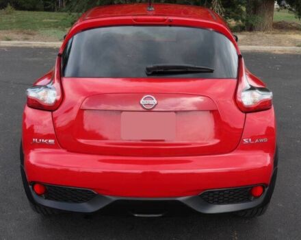 Красный Ниссан Жук, объемом двигателя 1.6 л и пробегом 72 тыс. км за 8000 $, фото 6 на Automoto.ua