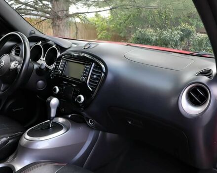 Красный Ниссан Жук, объемом двигателя 1.6 л и пробегом 78 тыс. км за 6000 $, фото 11 на Automoto.ua