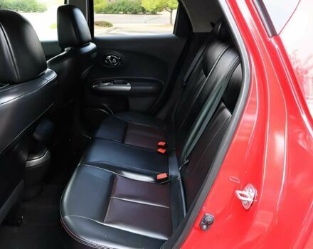 Красный Ниссан Жук, объемом двигателя 1.6 л и пробегом 78 тыс. км за 6000 $, фото 12 на Automoto.ua