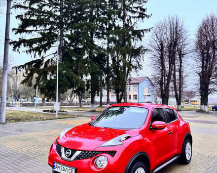 Красный Ниссан Жук, объемом двигателя 1.6 л и пробегом 83 тыс. км за 12850 $, фото 3 на Automoto.ua