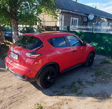 Красный Ниссан Жук, объемом двигателя 1.6 л и пробегом 105 тыс. км за 12500 $, фото 16 на Automoto.ua