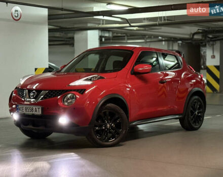 Красный Ниссан Жук, объемом двигателя 1.6 л и пробегом 82 тыс. км за 16500 $, фото 1 на Automoto.ua