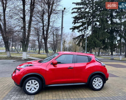 Красный Ниссан Жук, объемом двигателя 1.6 л и пробегом 83 тыс. км за 12850 $, фото 1 на Automoto.ua