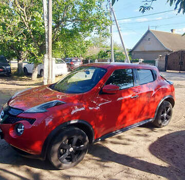 Красный Ниссан Жук, объемом двигателя 1.6 л и пробегом 105 тыс. км за 12500 $, фото 6 на Automoto.ua