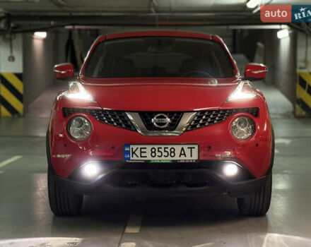 Красный Ниссан Жук, объемом двигателя 1.6 л и пробегом 82 тыс. км за 16500 $, фото 4 на Automoto.ua