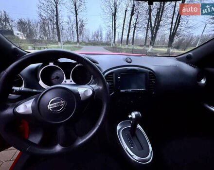 Красный Ниссан Жук, объемом двигателя 1.6 л и пробегом 83 тыс. км за 12850 $, фото 21 на Automoto.ua