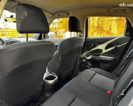 Красный Ниссан Жук, объемом двигателя 1.6 л и пробегом 124 тыс. км за 13490 $, фото 18 на Automoto.ua