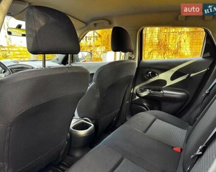 Червоний Ніссан Жук, об'ємом двигуна 1.6 л та пробігом 124 тис. км за 13490 $, фото 17 на Automoto.ua