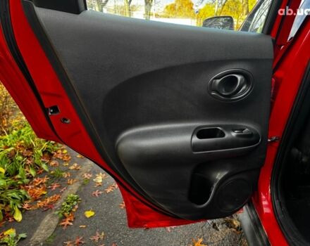 Красный Ниссан Жук, объемом двигателя 1.6 л и пробегом 124 тыс. км за 13490 $, фото 17 на Automoto.ua