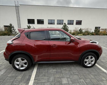 Червоний Ніссан Жук, об'ємом двигуна 1.6 л та пробігом 55 тис. км за 15000 $, фото 5 на Automoto.ua