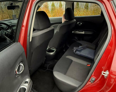 Червоний Ніссан Жук, об'ємом двигуна 1.6 л та пробігом 55 тис. км за 15000 $, фото 11 на Automoto.ua