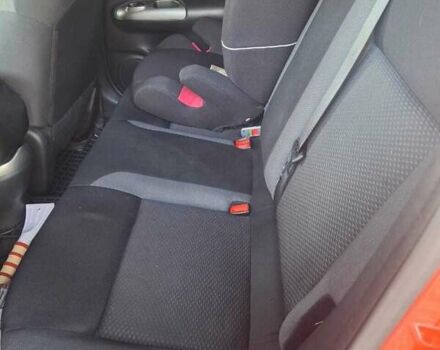 Красный Ниссан Жук, объемом двигателя 1.6 л и пробегом 28 тыс. км за 16908 $, фото 3 на Automoto.ua