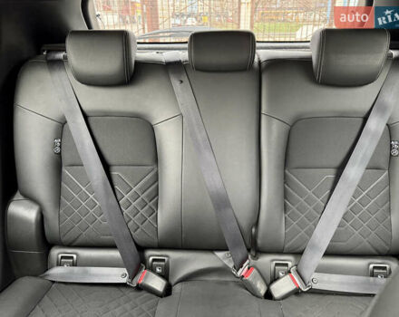 Красный Ниссан Жук, объемом двигателя 1 л и пробегом 49 тыс. км за 20000 $, фото 22 на Automoto.ua