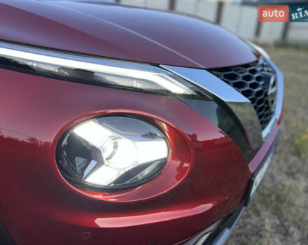 Красный Ниссан Жук, объемом двигателя 1 л и пробегом 31 тыс. км за 23200 $, фото 4 на Automoto.ua