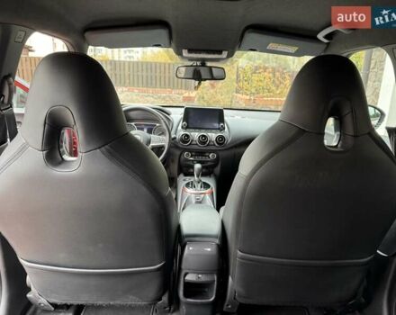 Красный Ниссан Жук, объемом двигателя 1 л и пробегом 46 тыс. км за 19900 $, фото 8 на Automoto.ua