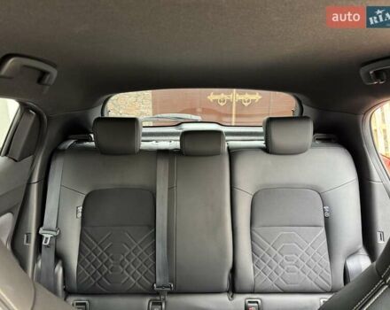 Красный Ниссан Жук, объемом двигателя 1 л и пробегом 46 тыс. км за 19900 $, фото 7 на Automoto.ua