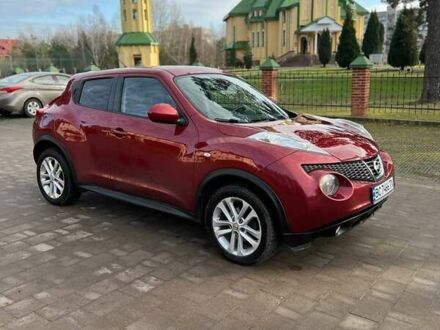 Красный Ниссан Жук, объемом двигателя 1.6 л и пробегом 160 тыс. км за 9797 $, фото 1 на Automoto.ua