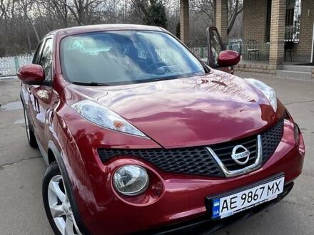Ніссан Жук 2012 у Кривому Розі на Automoto.ua Червоний Ніссан Жук, об'ємом двигуна 1.6 л та пробігом 113 тис. км за 11400 $, фото 1 на Automoto.ua