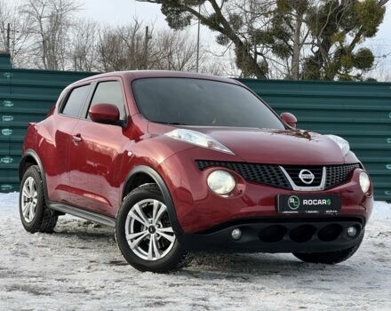 Красный Ниссан Жук, объемом двигателя 1.6 л и пробегом 130 тыс. км за 9300 $, фото 1 на Automoto.ua