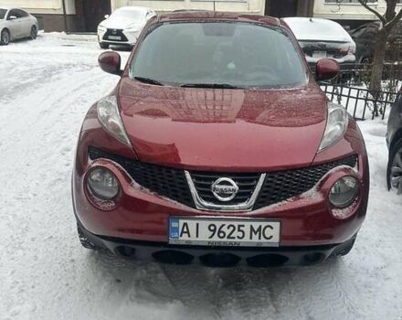 Красный Ниссан Жук, объемом двигателя 1.6 л и пробегом 232 тыс. км за 9900 $, фото 1 на Automoto.ua