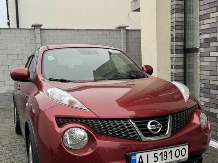 Красный Ниссан Жук, объемом двигателя 1.6 л и пробегом 92 тыс. км за 11500 $, фото 1 на Automoto.ua