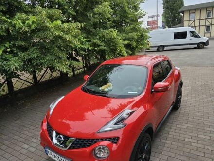 Красный Ниссан Жук, объемом двигателя 1.6 л и пробегом 108 тыс. км за 14500 $, фото 1 на Automoto.ua