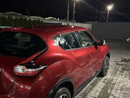 Красный Ниссан Жук, объемом двигателя 1.6 л и пробегом 114 тыс. км за 14000 $, фото 1 на Automoto.ua