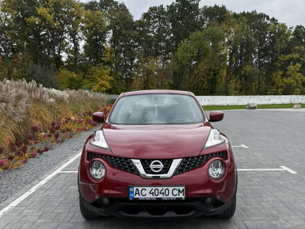 Червоний Ніссан Жук, об'ємом двигуна 1.6 л та пробігом 55 тис. км за 15000 $, фото 1 на Automoto.ua