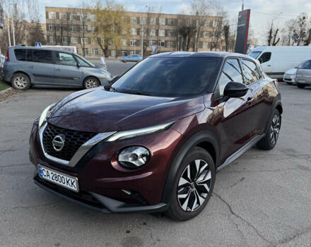 Красный Ниссан Жук, объемом двигателя 1 л и пробегом 33 тыс. км за 20900 $, фото 1 на Automoto.ua