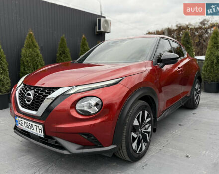 Червоний Ніссан Жук, об'ємом двигуна 1 л та пробігом 15 тис. км за 18699 $, фото 1 на Automoto.ua