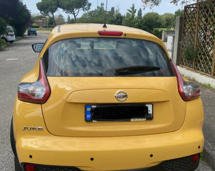 Ниссан Жук, объемом двигателя 1.6 л и пробегом 105 тыс. км за 15000 $, фото 2 на Automoto.ua