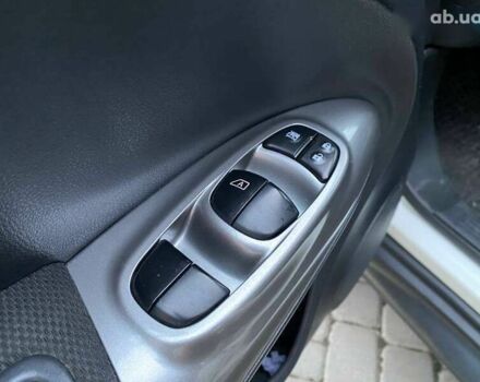 Ніссан Жук, об'ємом двигуна 1.6 л та пробігом 121 тис. км за 13400 $, фото 11 на Automoto.ua