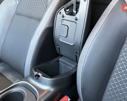 Ниссан Жук, объемом двигателя 1 л и пробегом 0 тыс. км за 27435 $, фото 29 на Automoto.ua